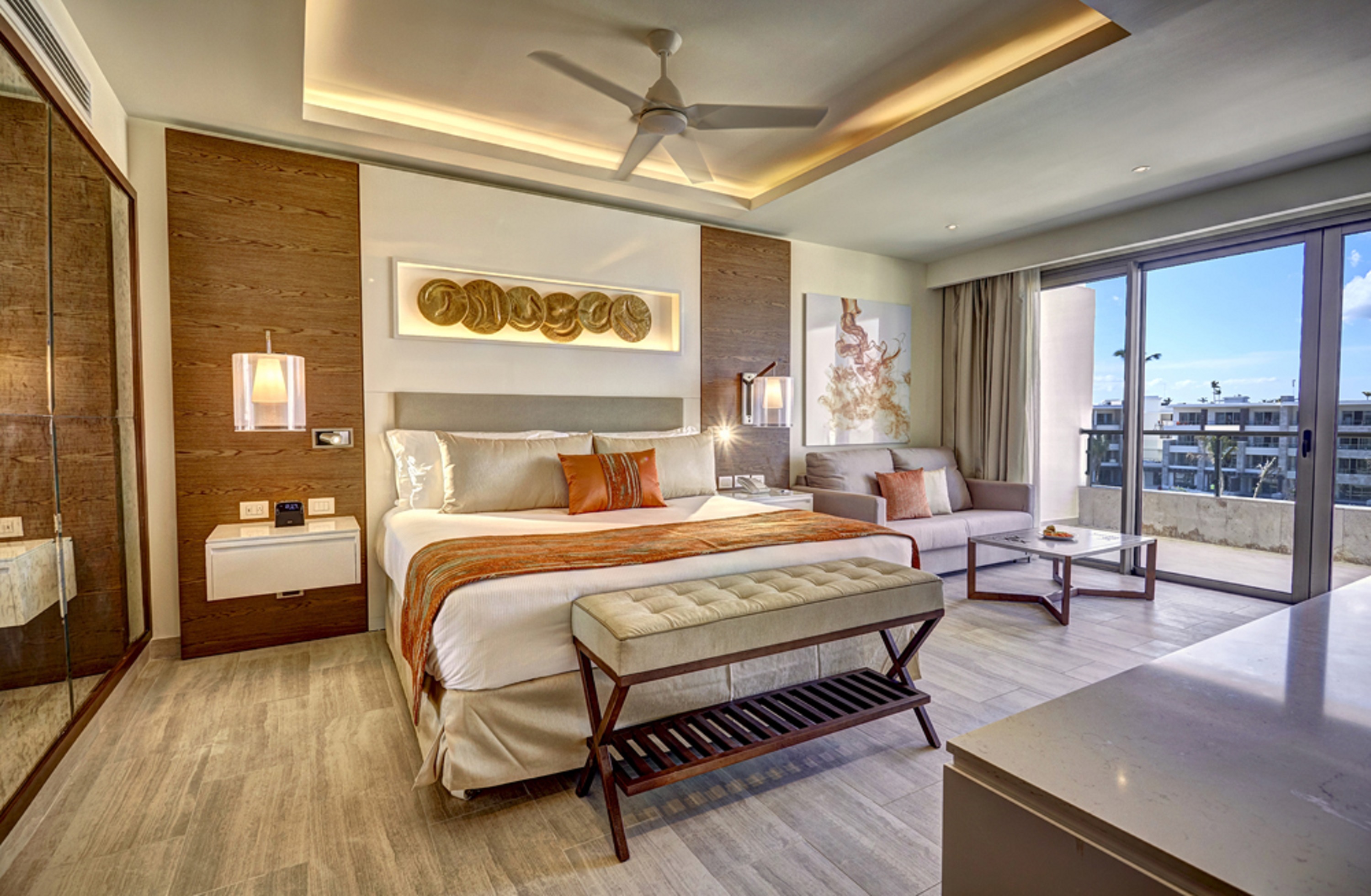 2 Bedrooms, Diamond Club, Presidential, Luxury, Suite، Royalton Bavaro, An Autograph Collection All Inclusive Resort and Casino 1/2