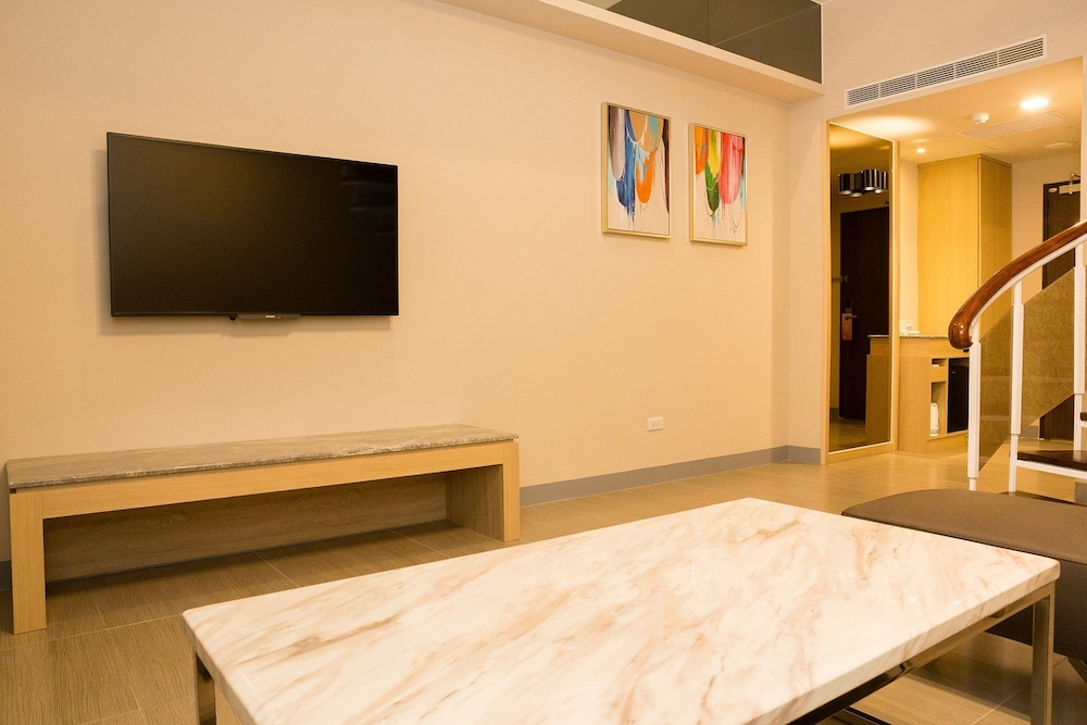 V-Hotel Vacation Hotel 30/41