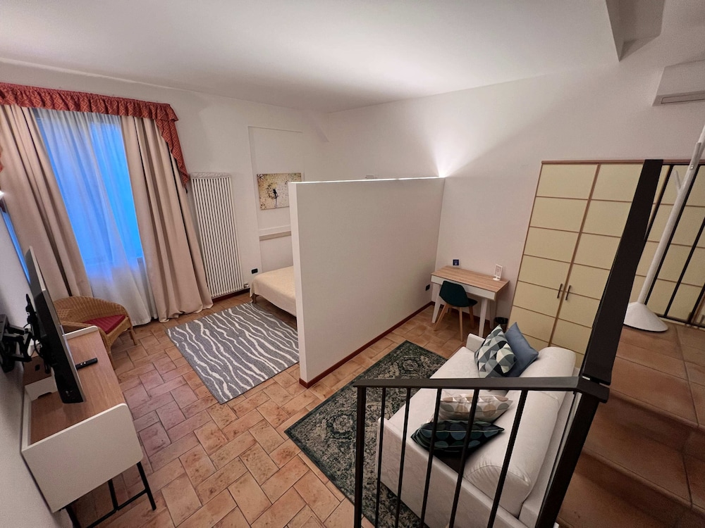 Residence Palazzo Brando 18/42