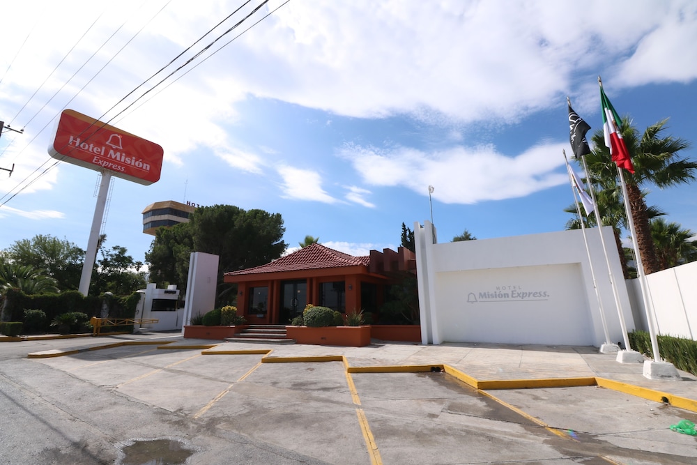 Mision Express Saltillo 18/24