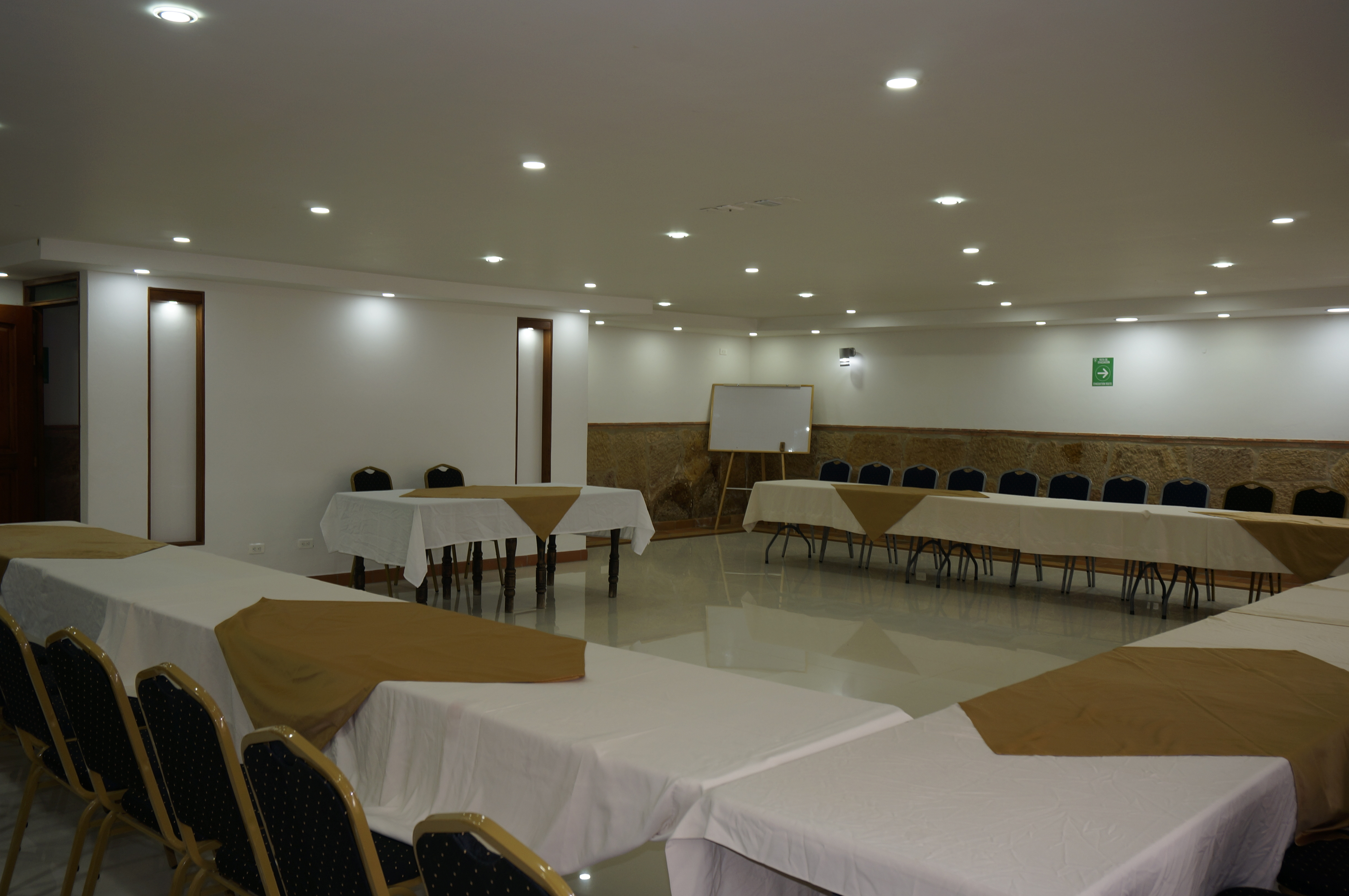 Hotel Campanario de la Villa 14/22