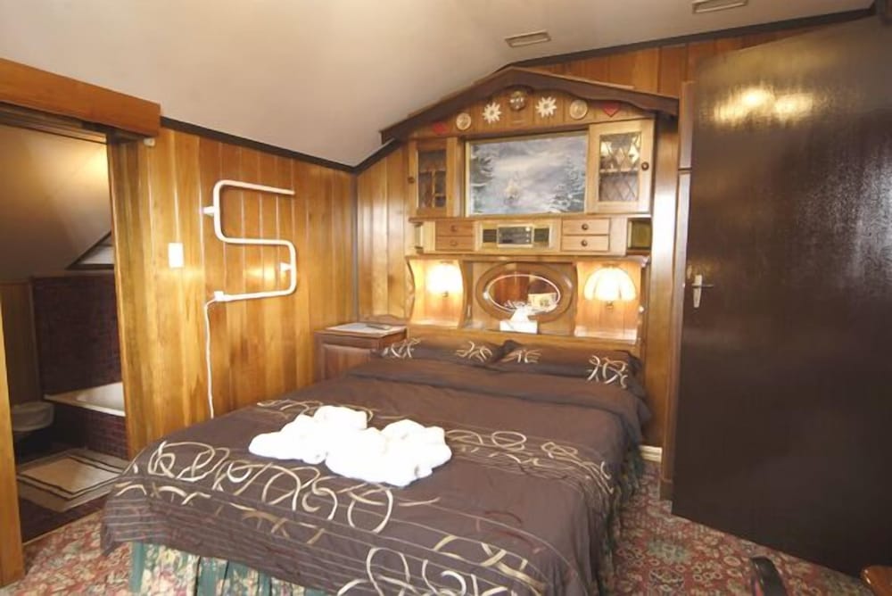 KARELIA ALPINE LODGE 27/56