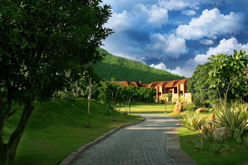 Hotel Ananta Spa And Resorts 42/50