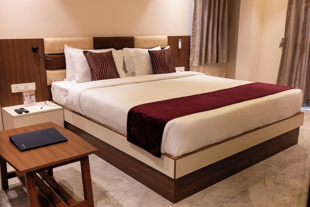 Freesia Resort by Express Inn 10/45