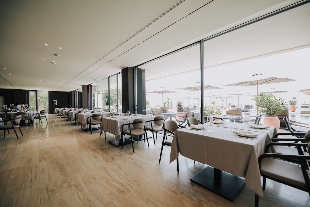 Magnus Hotel 34/50