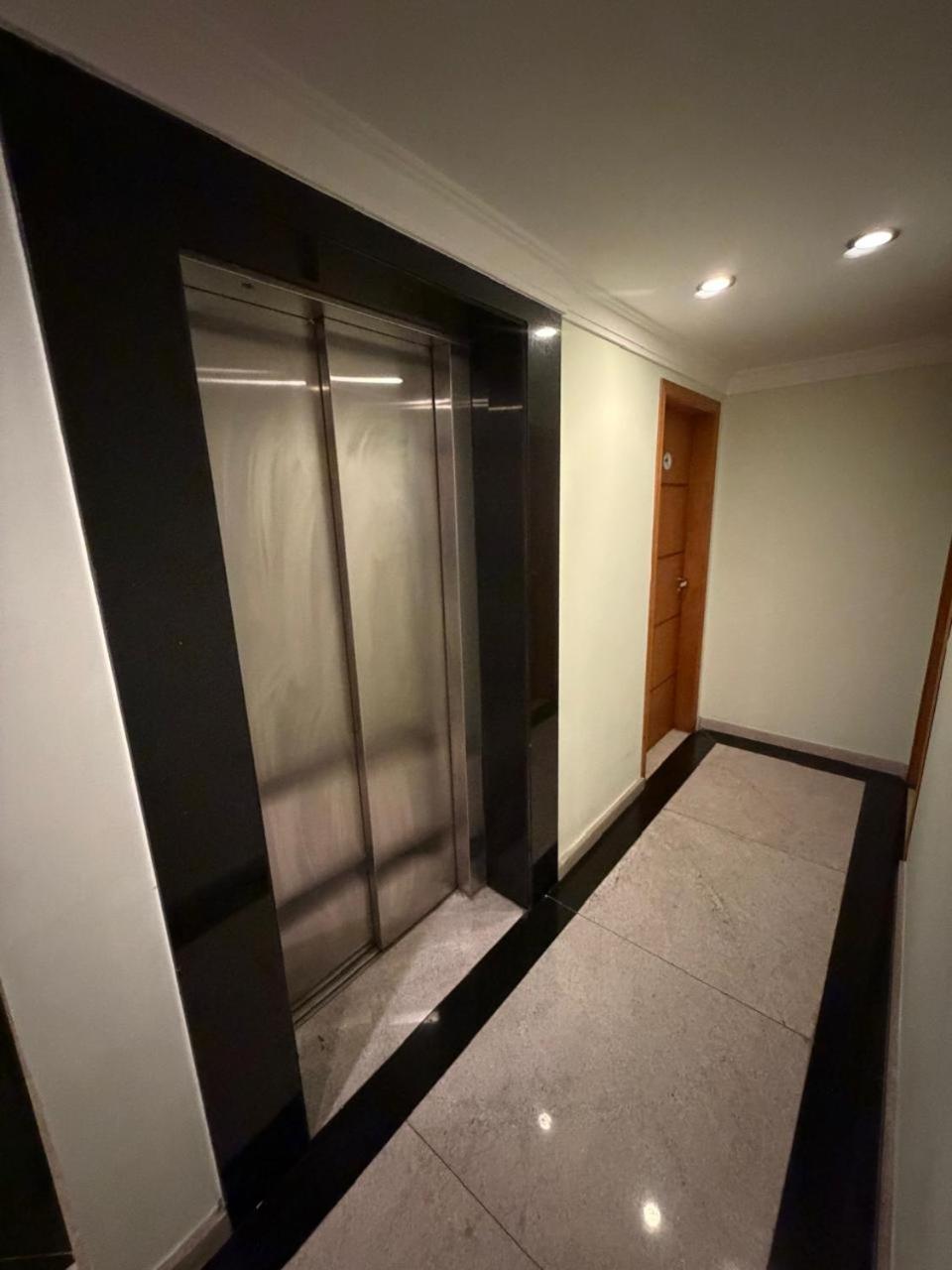 Residencial Pantanal Santa Cruz Hotel 25/35