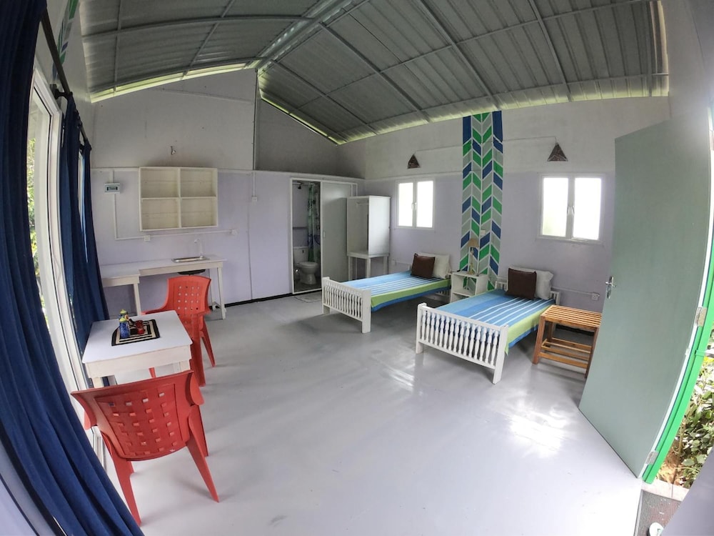 Anne's Maisonnette 28/50