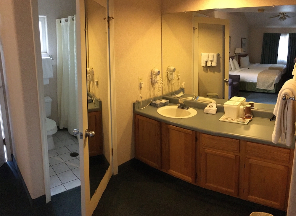 Garden Inn and Suites 8/48