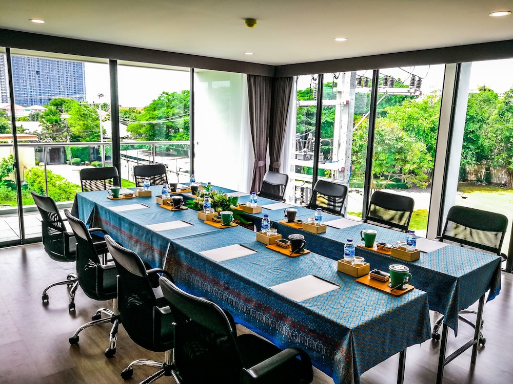 The Rizin Hotel 37/50