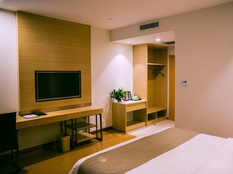 GreenTree Inn Jining Wenshang Square Road Express Hotel 22/39
