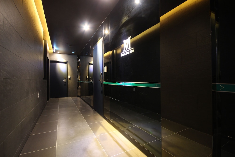 Hotel The May Busan Sasang 21/28