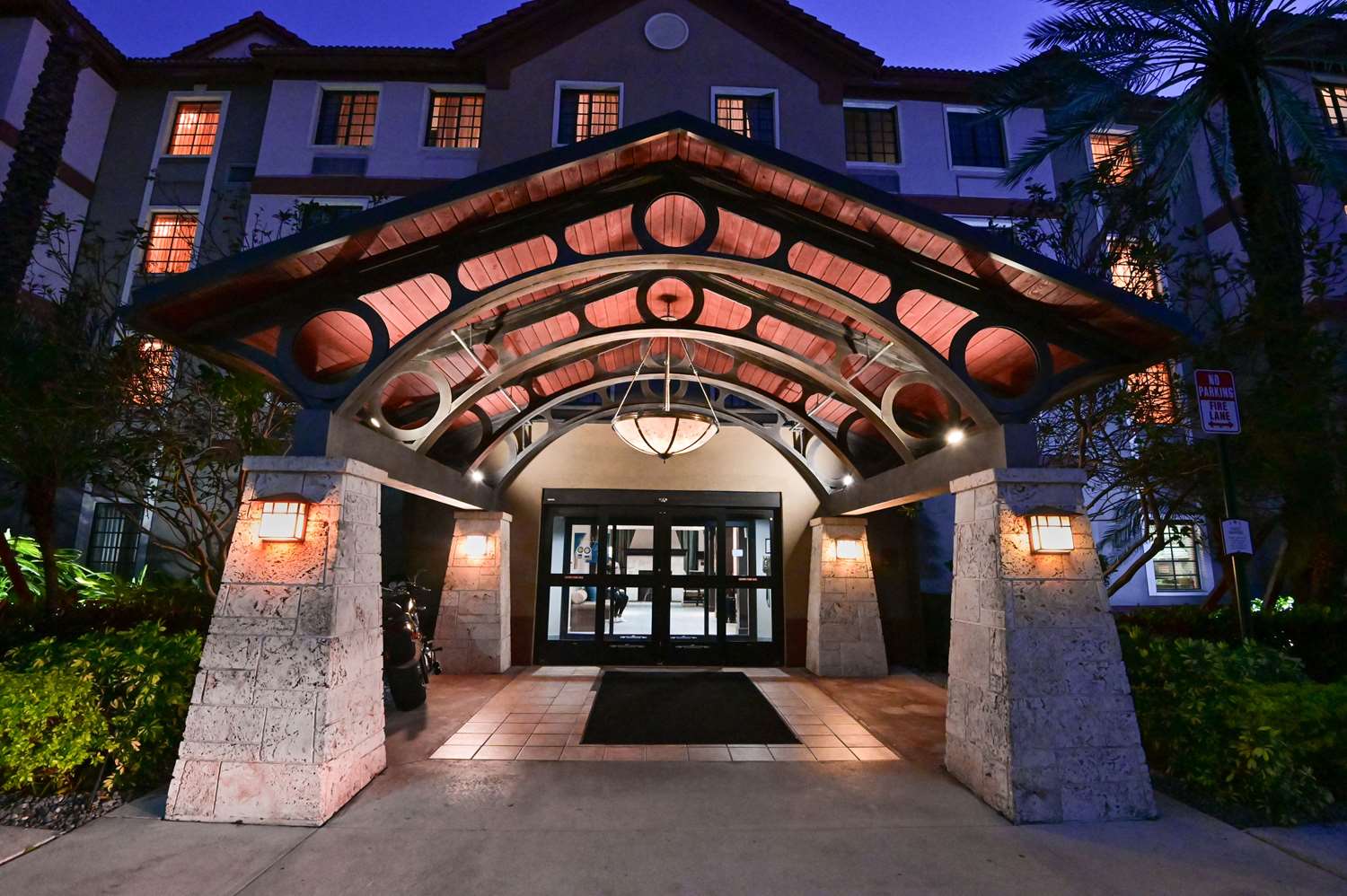 Sonesta ES Suites Fort Lauderdale Plantation 3/24