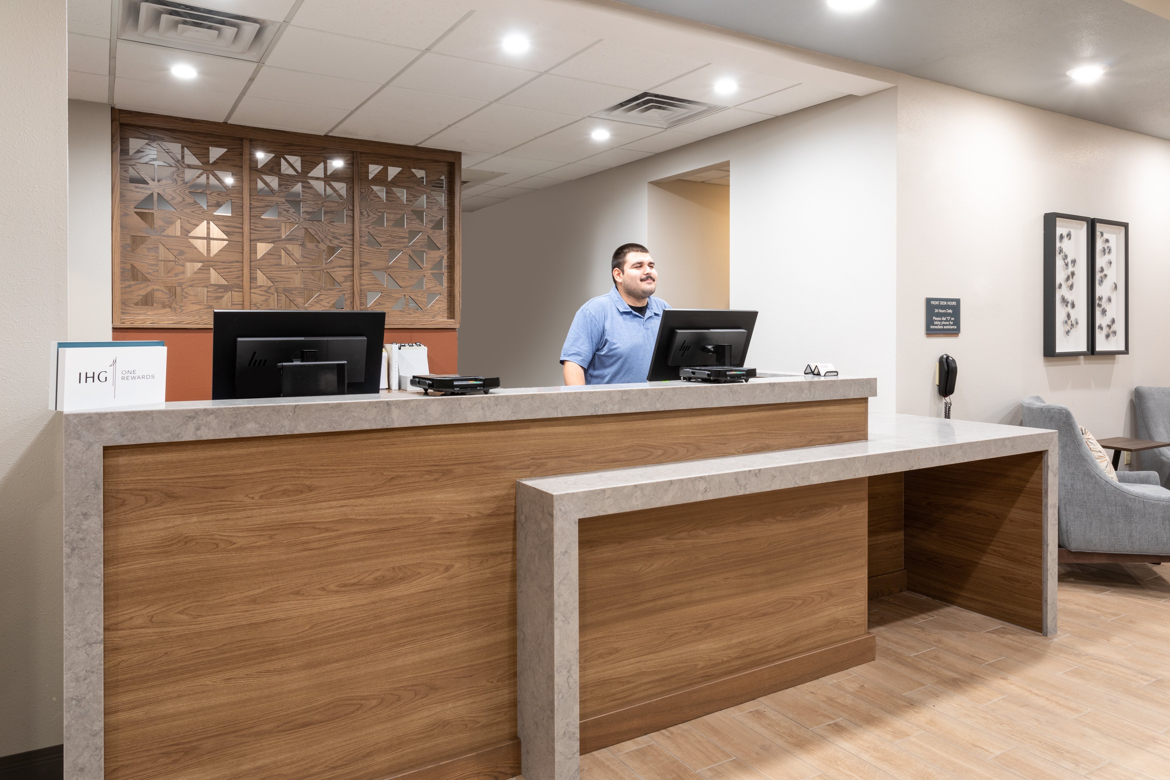 Candlewood Suites Sioux Falls 2/33