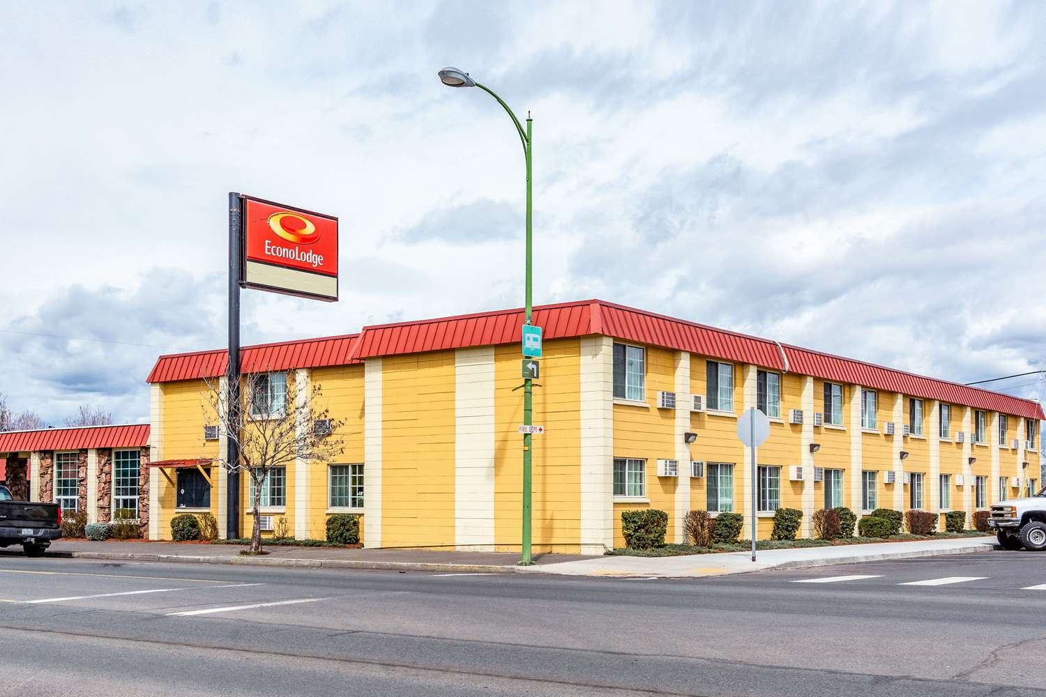 High Desert Inn 2/15