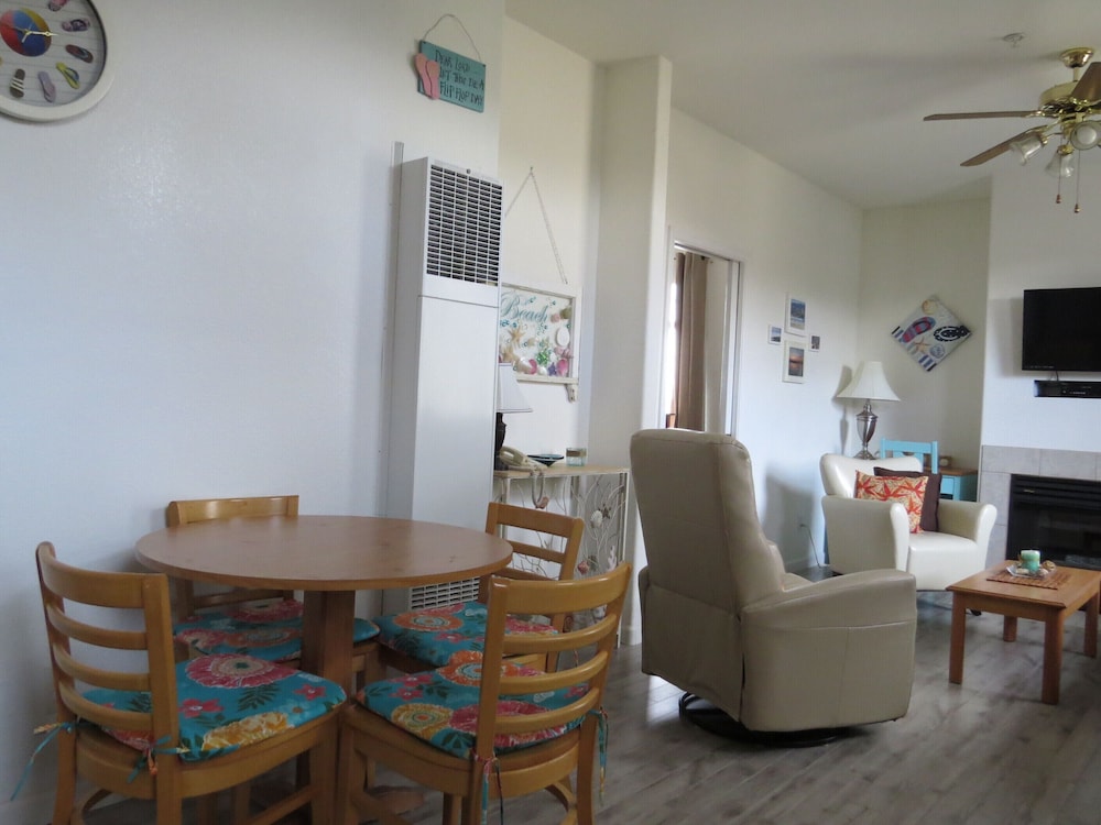 Pacific Plaza Resort 49/70