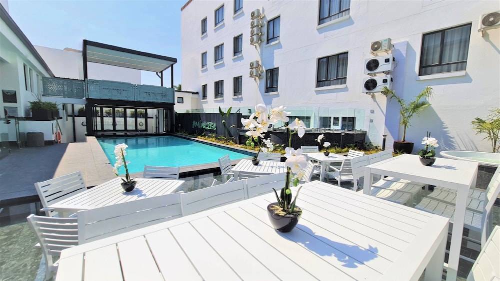 The Westford Hotel, Sandton(Formerly Pembury Plaza) 38/50