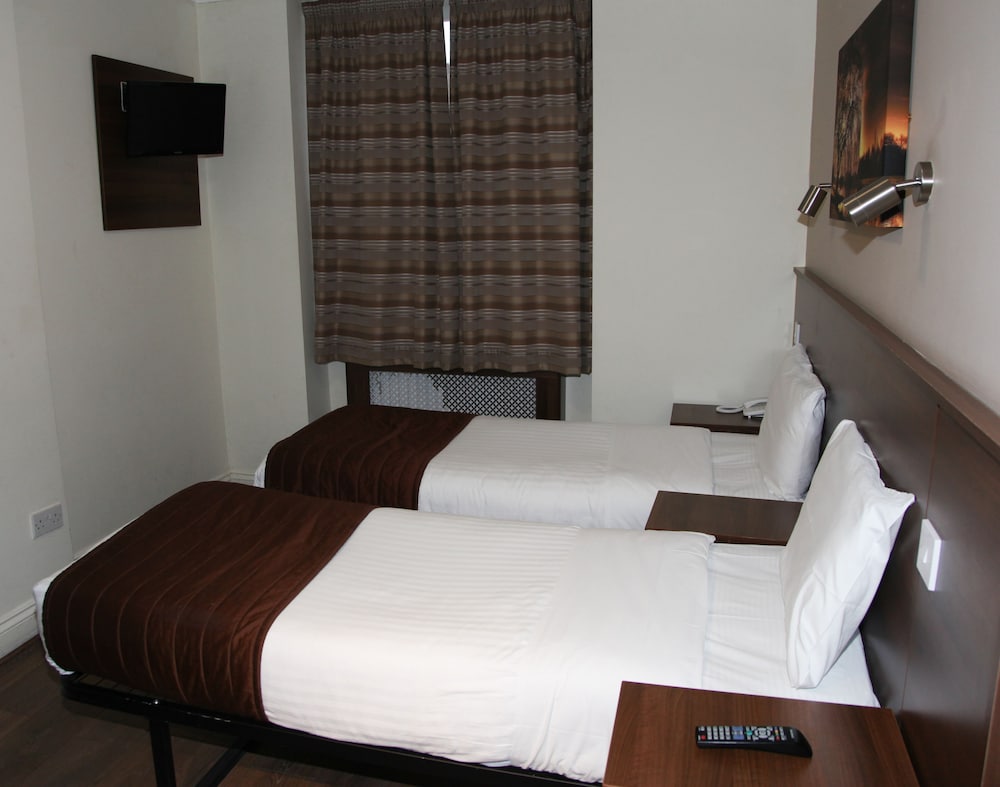 ASCOT HYDE PARK HOTEL 14/58