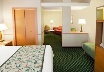 Fairfield Inn Suites Cordele 8/28
