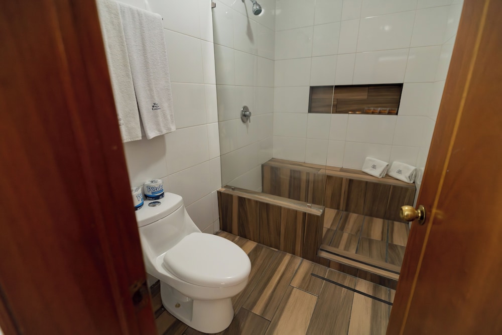 Hotel Santiago de Compostela 66/66