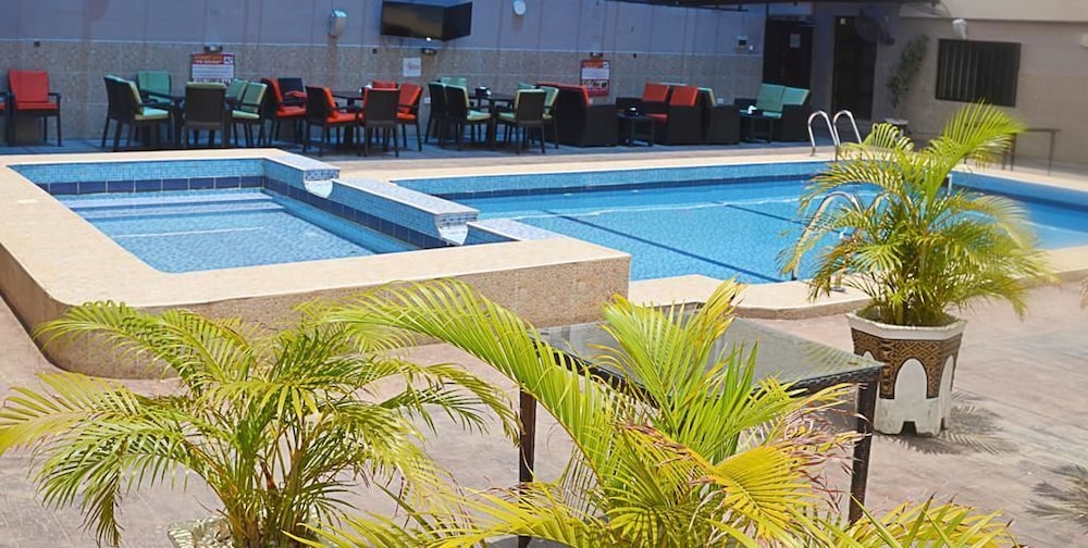 Residency Hotel Area 11 38/46