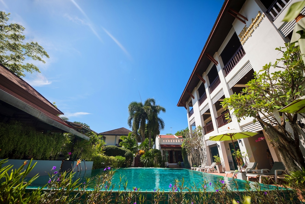 Monaburi Boutique Resort 6/49