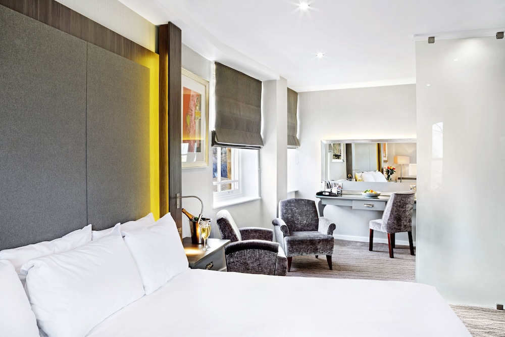 Cedar Court Hotel Harrogate 15/59