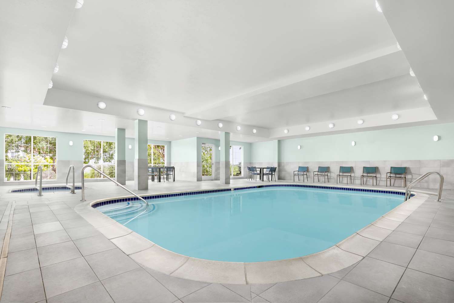 swimming pool spa