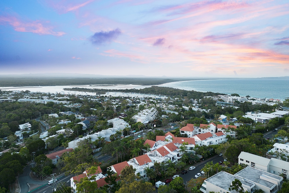 Noosa International Resort 62/66