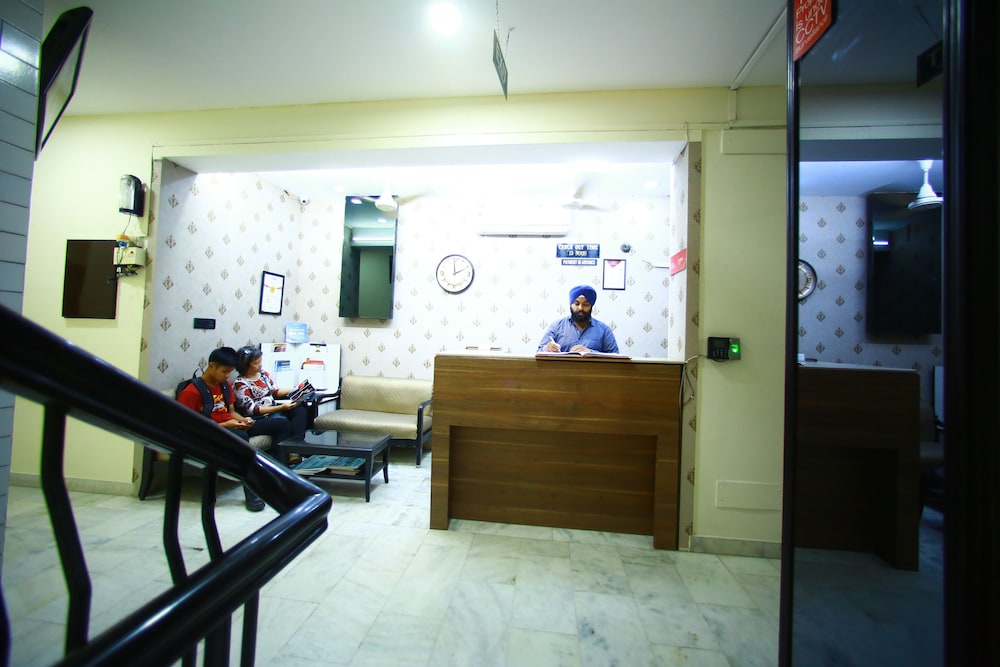 Sundeep Inn 2/46