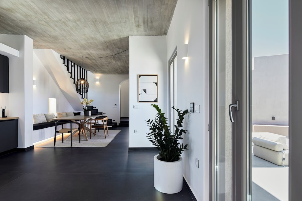 Myst Boutique Hotel Santorini 49/77