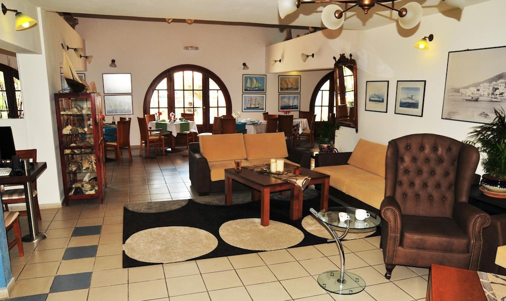 PORTIANI HOTEL 24/34