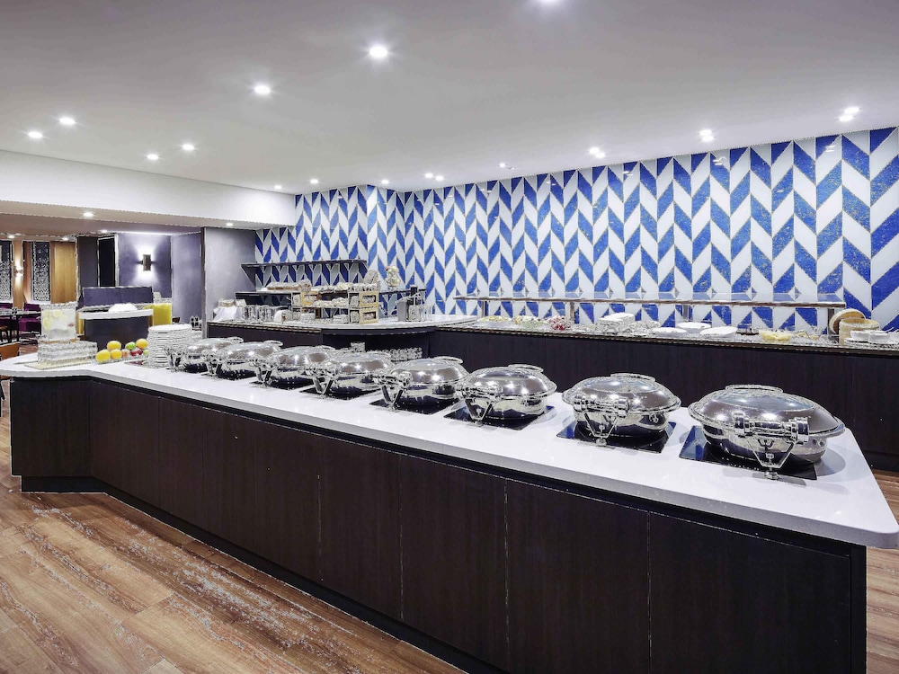 Mercure Perth 4/72