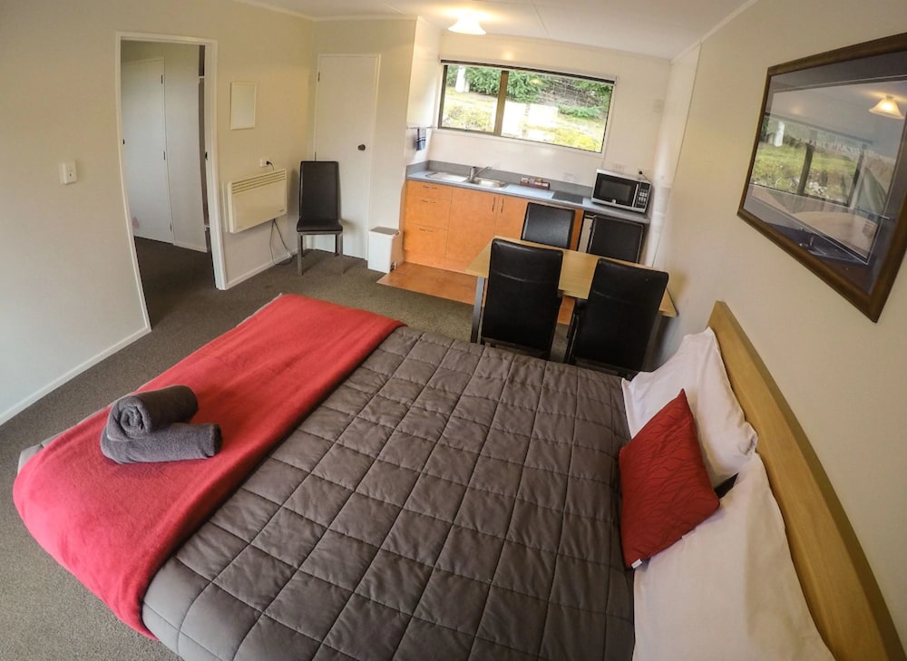 Mt Aspiring Holiday Park 19/46