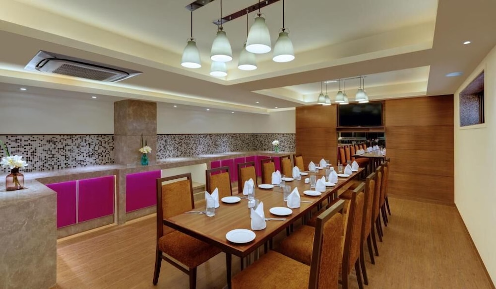 The Fern Kadamba Hotel And Spa 40/42