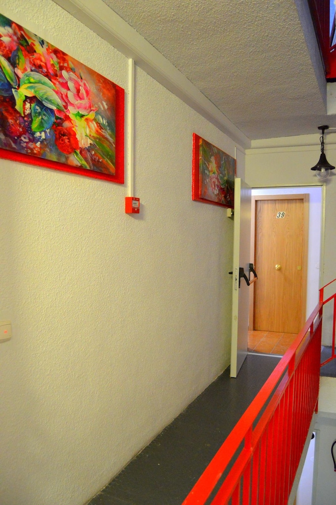 Hotel Avantti 6/47