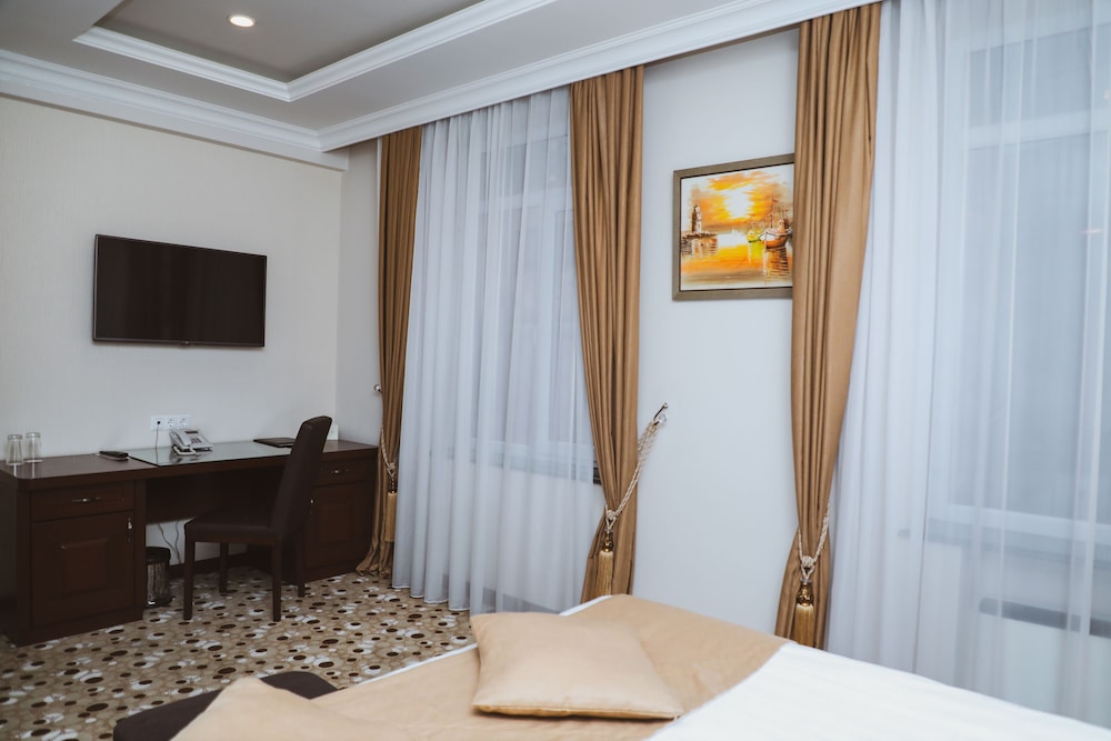 Central Hotel Yerevan 24/71