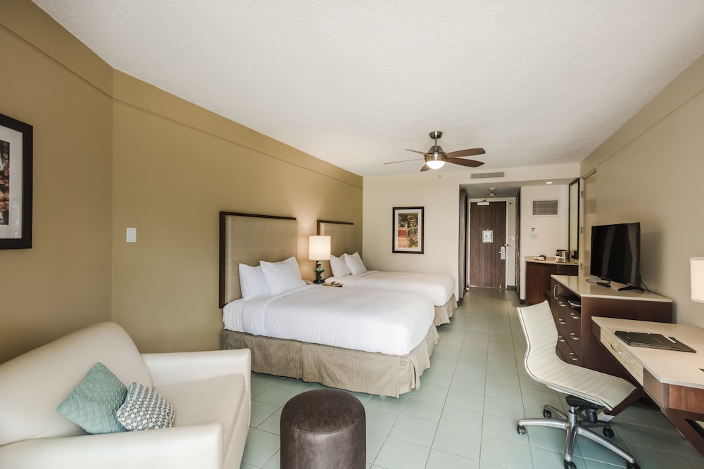 Room, 2 Double Beds, Garden View, Accessible