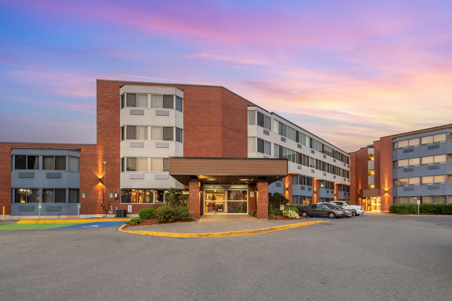 Best Western Plus Ottawa City Centre 21/24