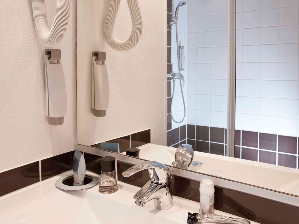 ibis Paris Porte De Montreuil 27/71