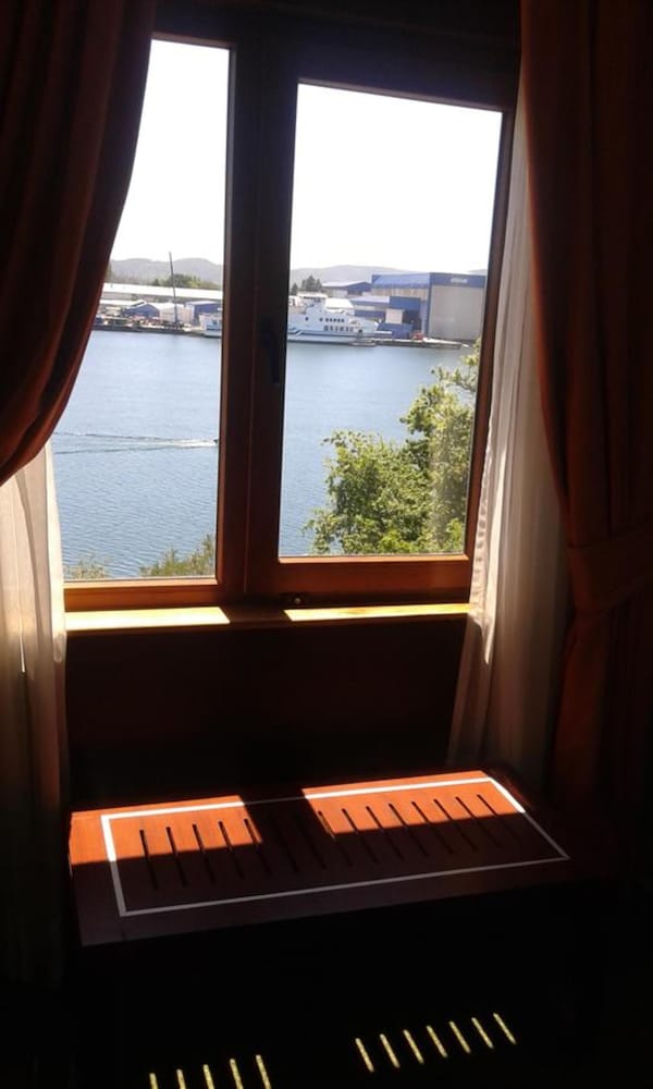 Hotel Diego de Almagro Valdivia 16/34