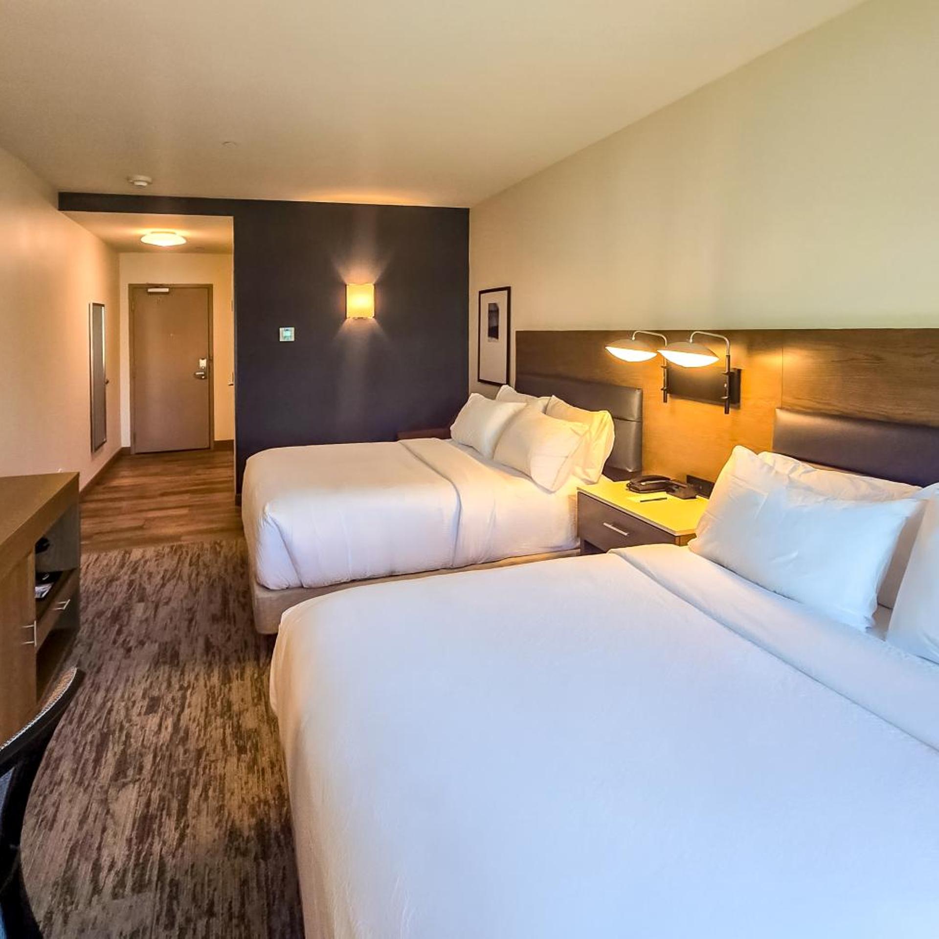 Room, 2 Queen Beds, Concierge Level