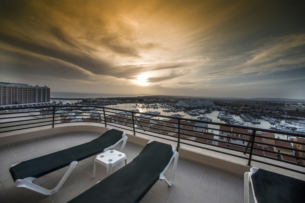 VILA GALE MARINA 49/50
