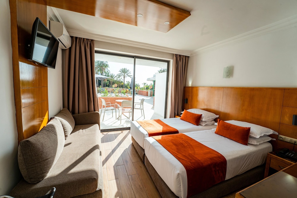 غرفة سوبيريور بسرير مزدوج مع أريكة، Argana Hotel 4/10