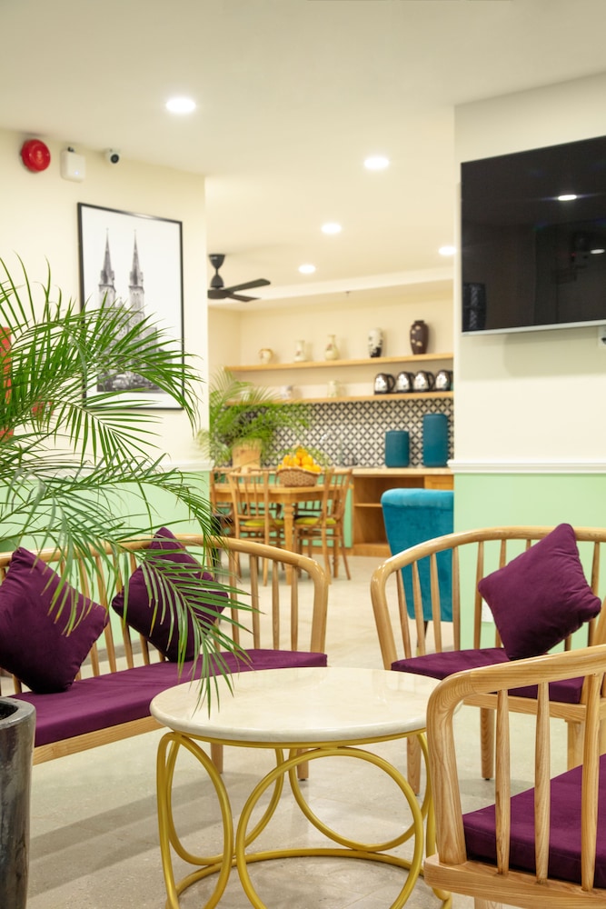Dai Nam Sai Gon Hotel 35/50