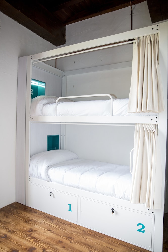 Hostel Monasterio De Moraime 20/26