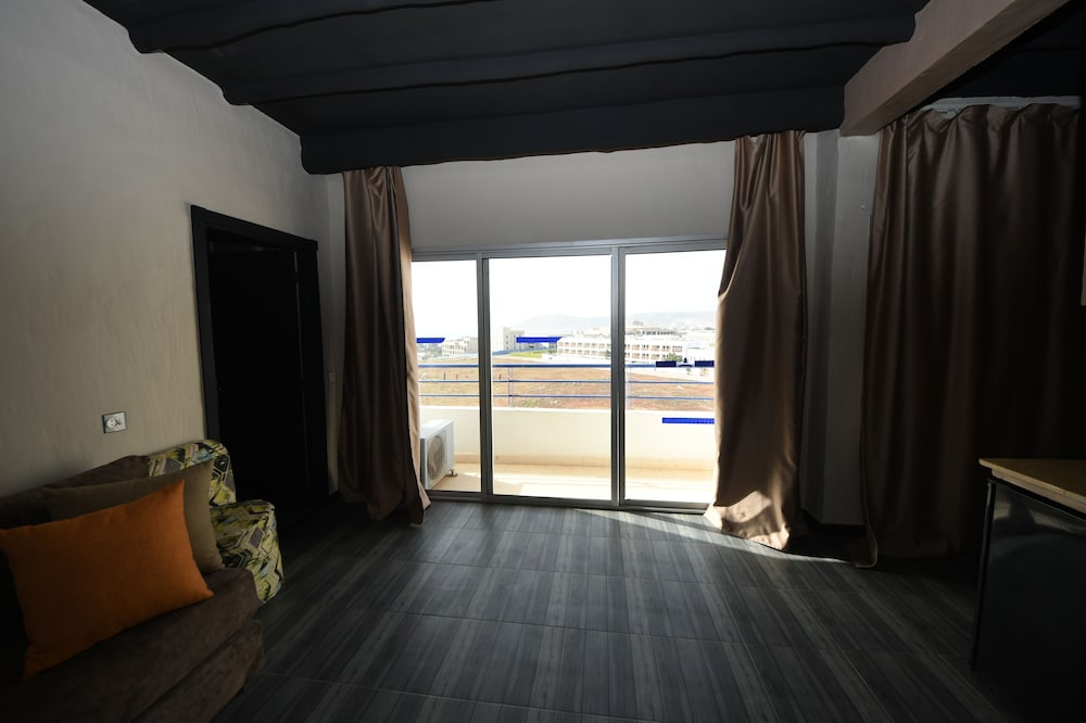RESIDENCE AGYAD 27/50