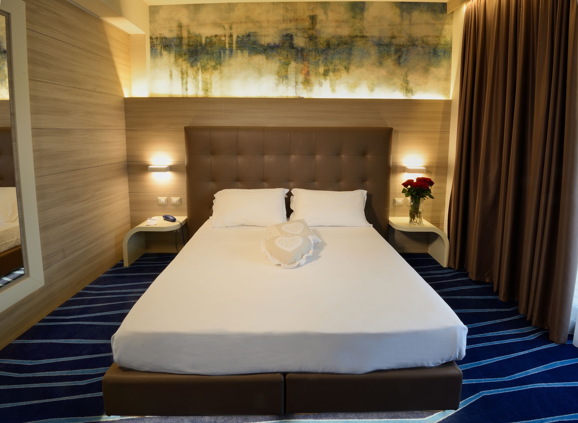 CLASSIC, DOUBLE OR TWIN BED