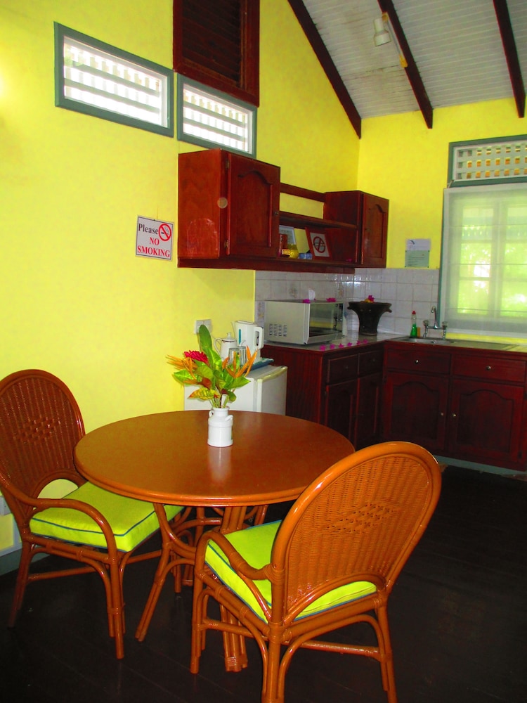 La Haut Resort 24/50