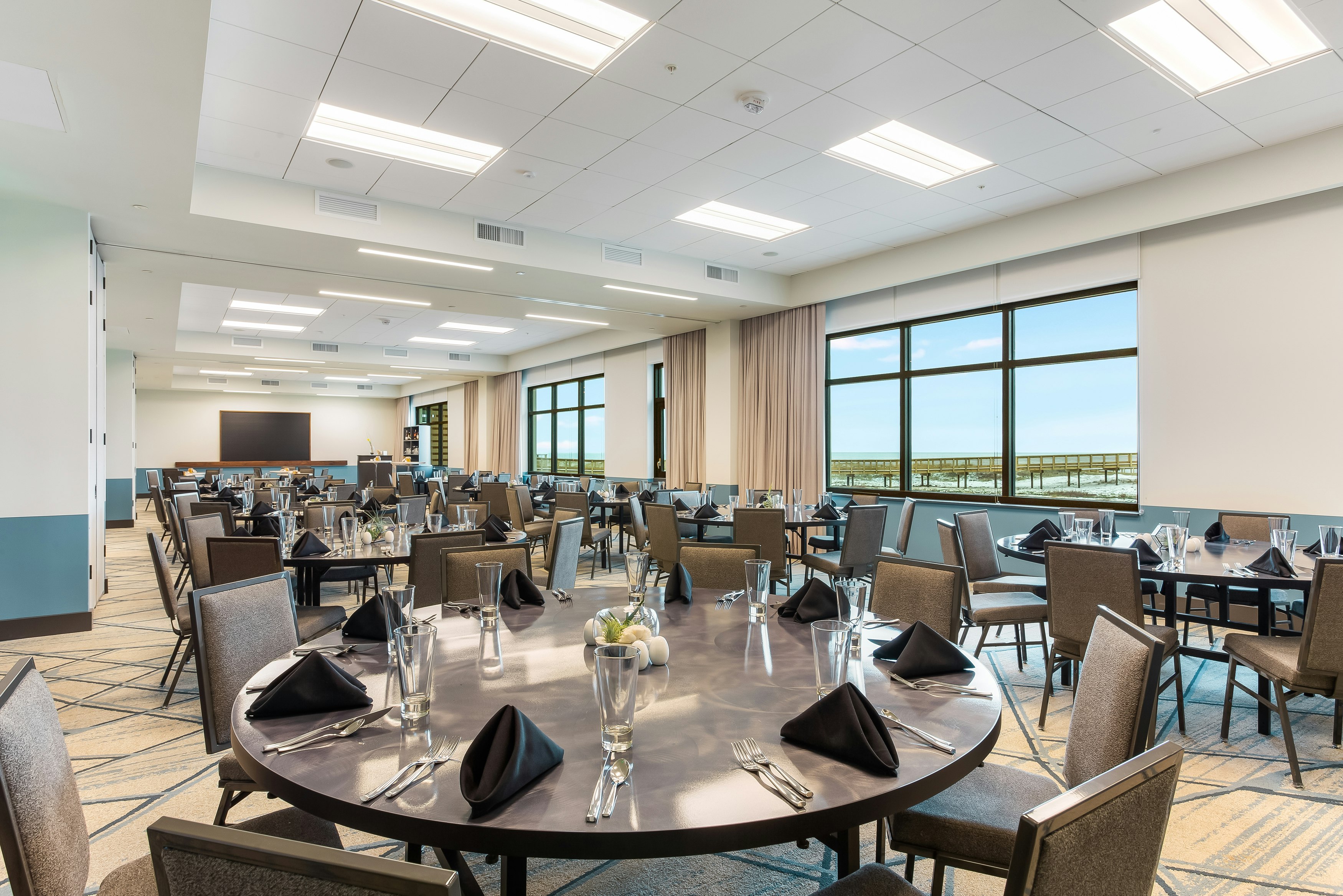 The Lodge At Gulf State Park A Hilton Hotel 68/76