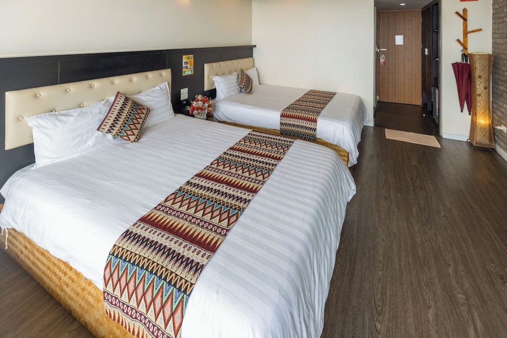 Phuong Nam Mountain View Hotel 7/35